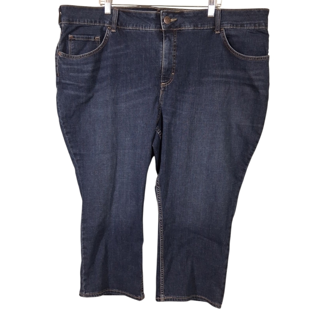 NWOT Women's Lee Regular Fit Capri Mid Rise, 26W